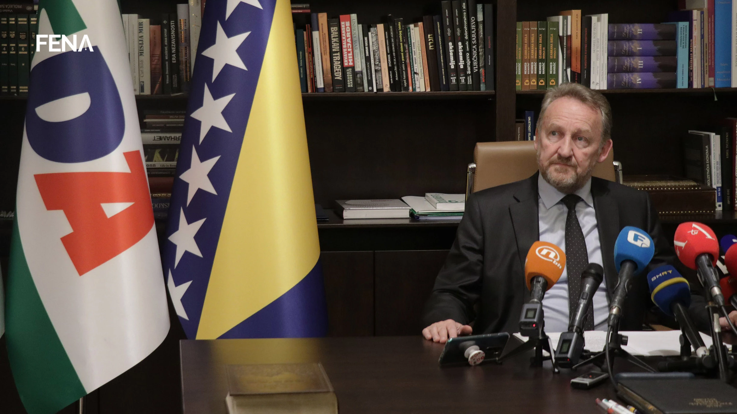 SDA protiv specijalnog izaslanika EU za BiH