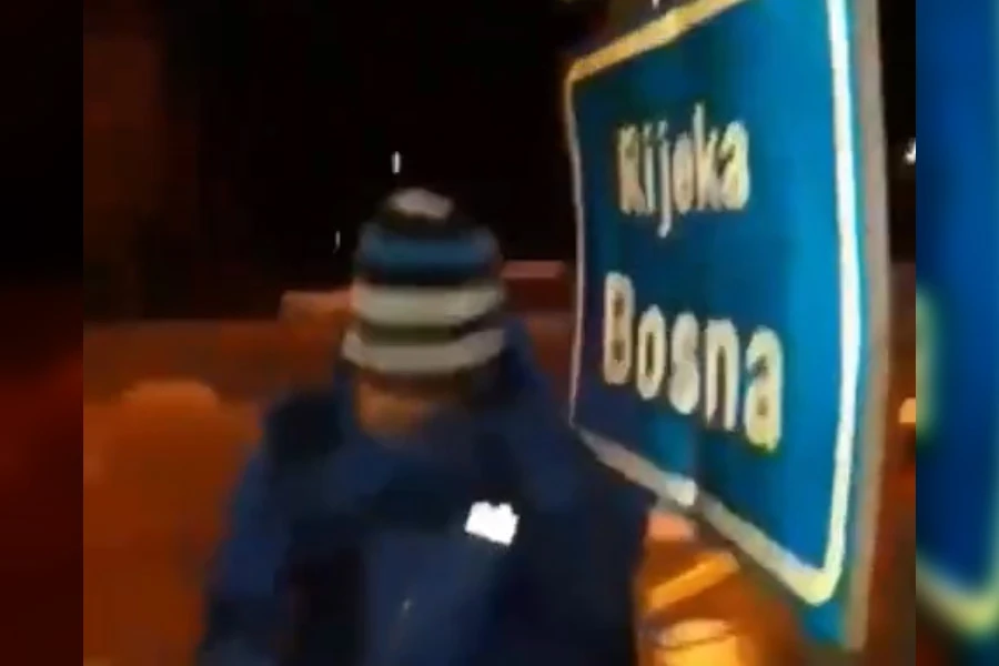 Novi balkanski trend? Lupanje glavom o znak