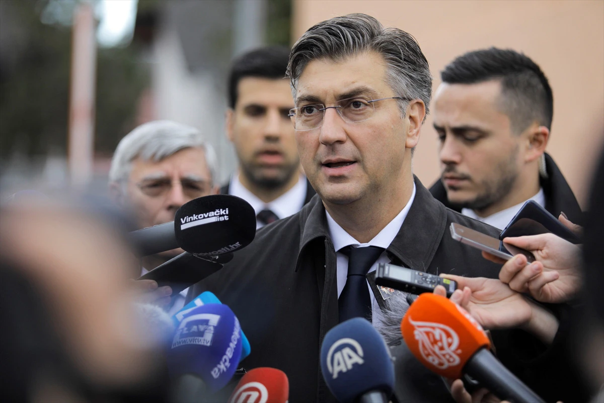 Afera mason: Ako glavni državni odvjetnik ne podnese ostavku, smijenut će ga Vlada