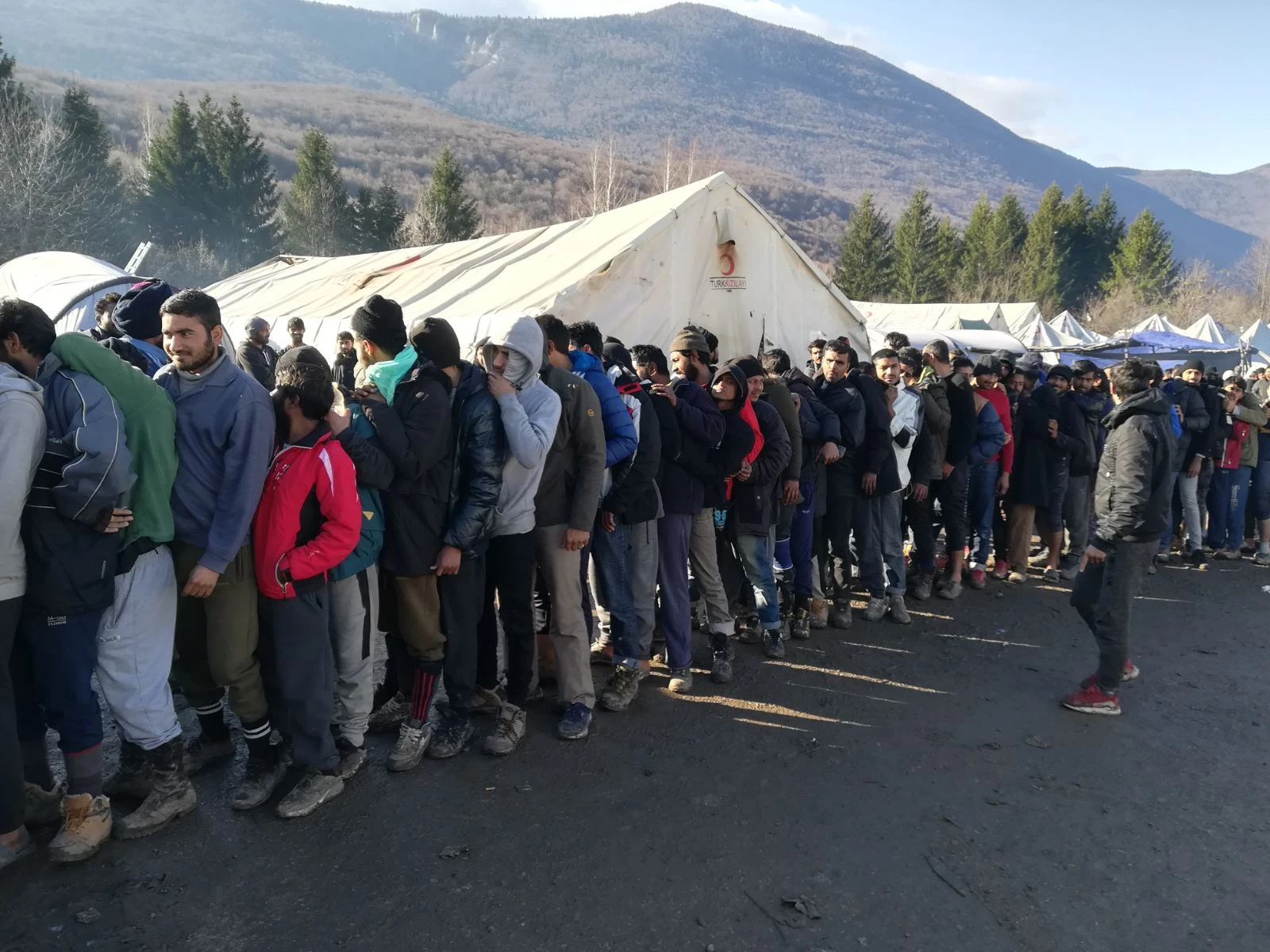 Novo suđenje za dvojicu migranata jer nije utvrđen njihov identitet