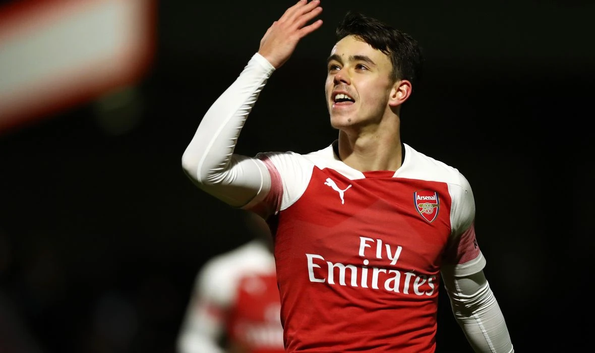 Arsenalov kapetan potpisuje za Dinamo