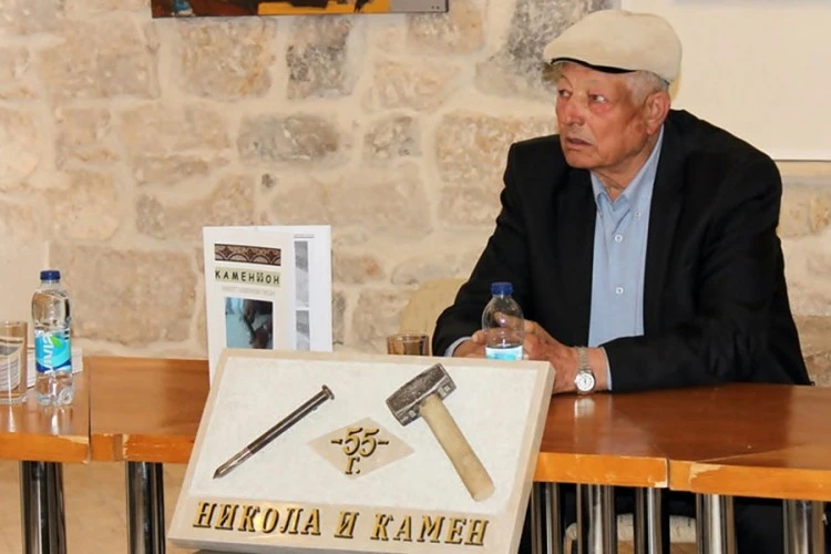 Nikola iz Hercegovine više od pola stoljeća kleše kamen