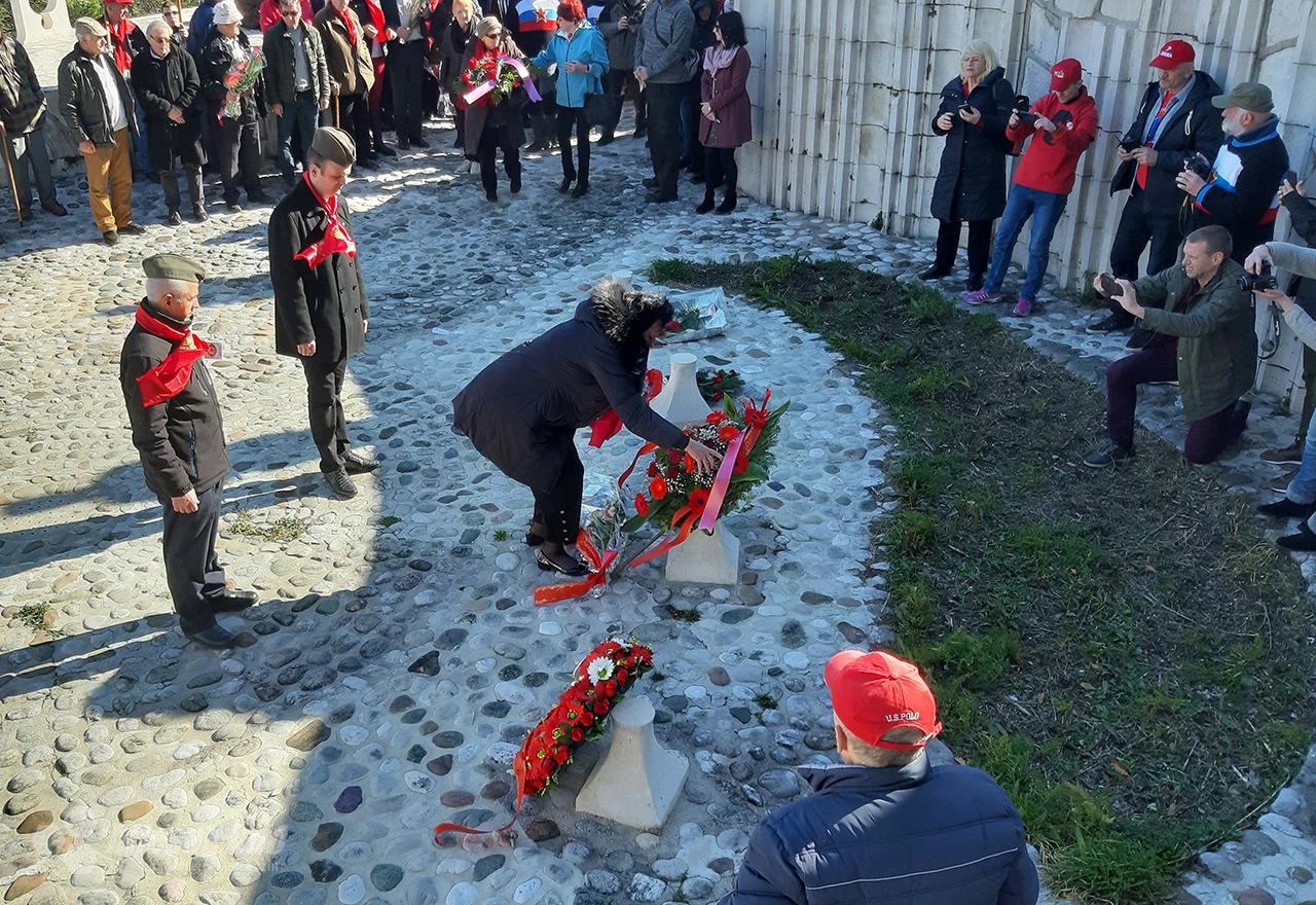 Polaganjem vijenaca i dodjelom priznanja završeni Dani antifašizma u Mostaru