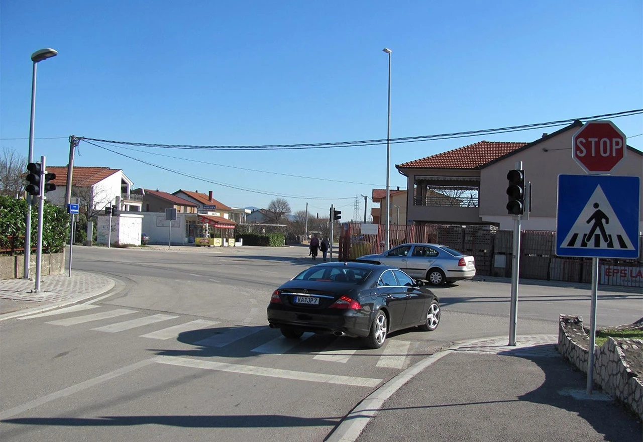 Upozorenje vozačima: Jaki udari vjetra u Hercegovini