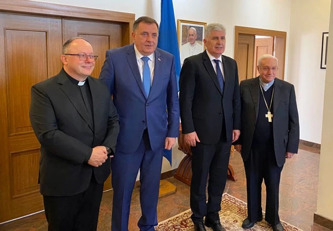 Dodik razgovarao s Pezzutom i Čovićem o konstitutivnosti naroda u BiH
