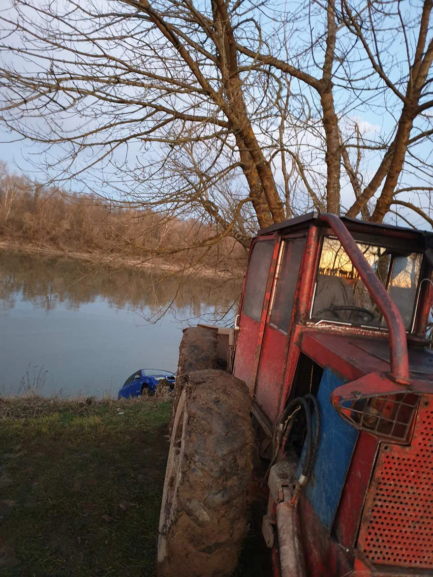 Ronioci FUCZ pronašli vozilo sa tijelom jedne osobe