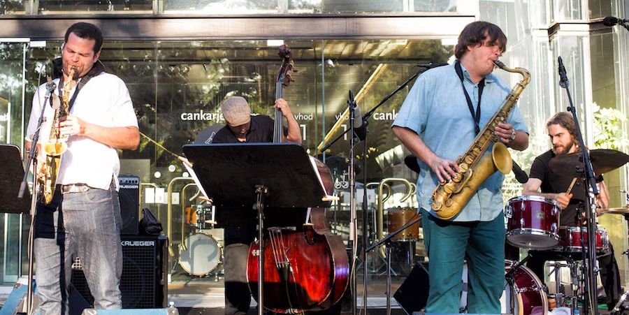 Sjajni Igor Lumpert i Innertextures nastupaju u Klubu 1