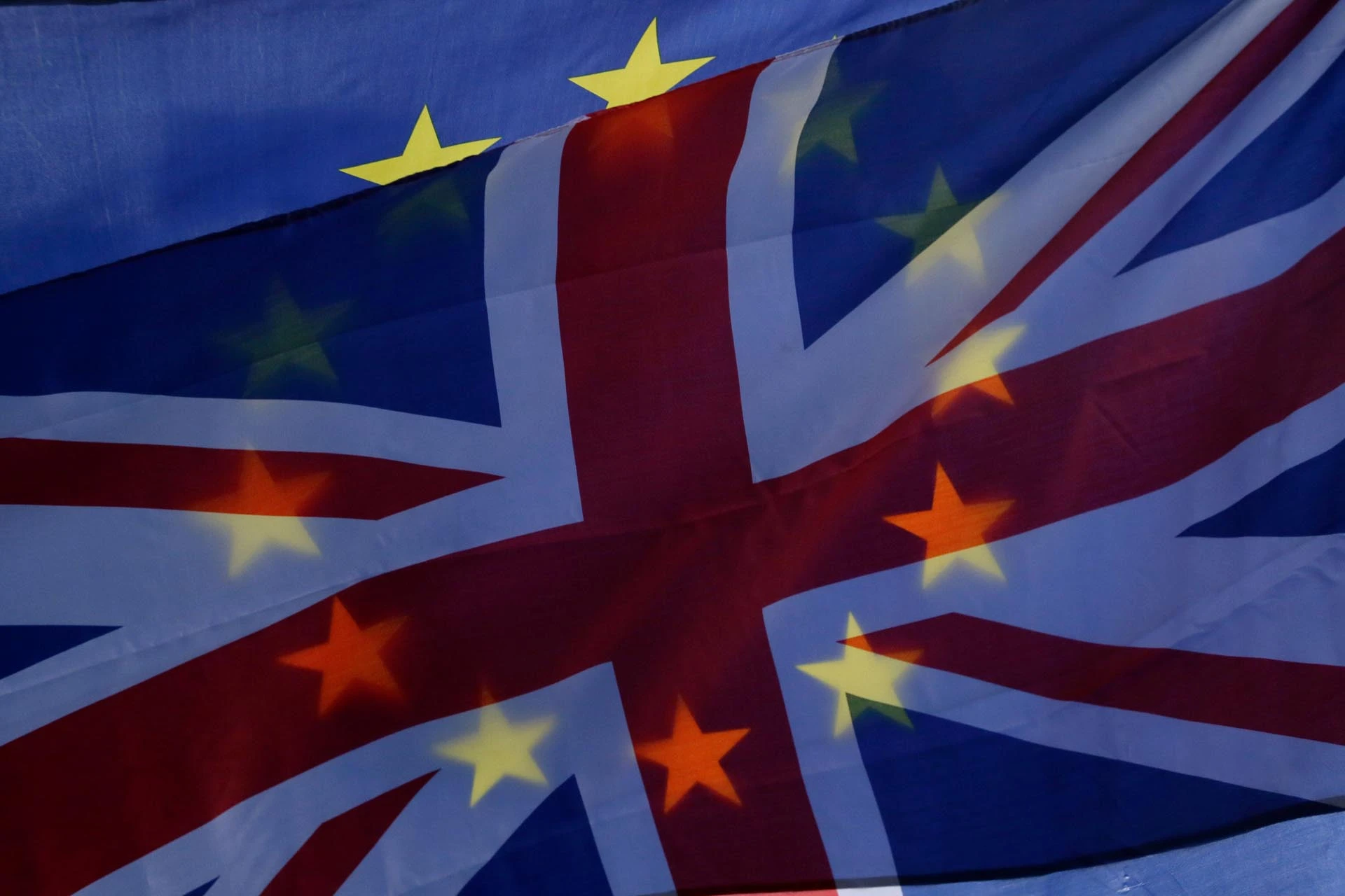 Pola milijuna državljana EU u potrazi za imigracijskim statusom u Britaniji