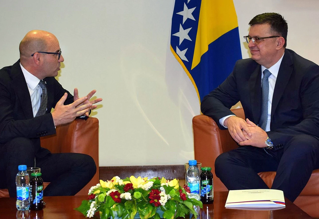 Tegeltija: Rješavanje pitanja granica sa Srbije od životne važnosti za bh. građane