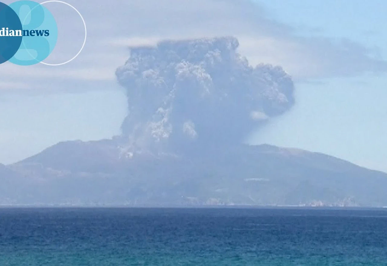Eruptirao vulkan Shindake: Vulkanski dim doseže 7 kilometara