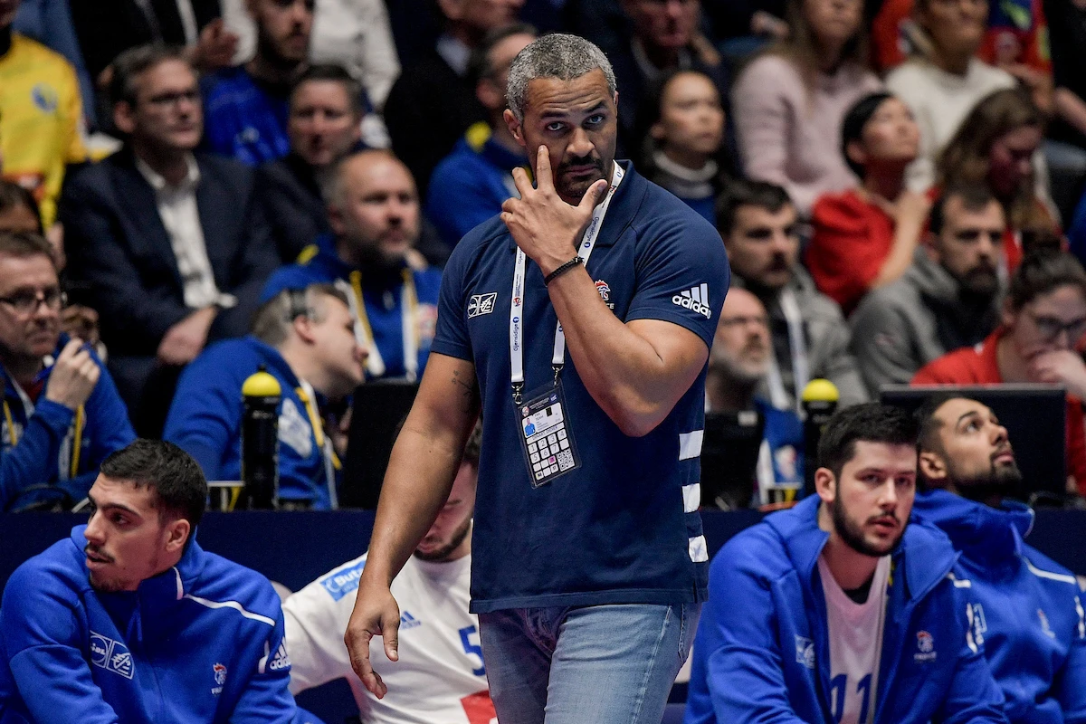Didier Dinart dobio otkaz