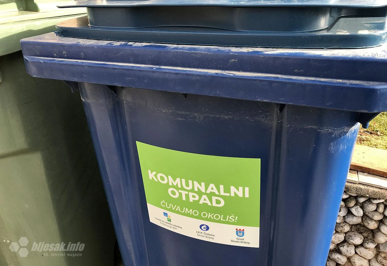 Široki Brijeg: Podijeljeno 600 kanti za otpad, cilj je da svaki korisnik dobije jednu