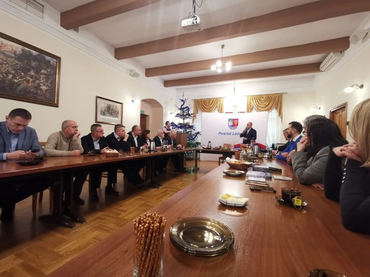 Konjic se povezao s Poljskom