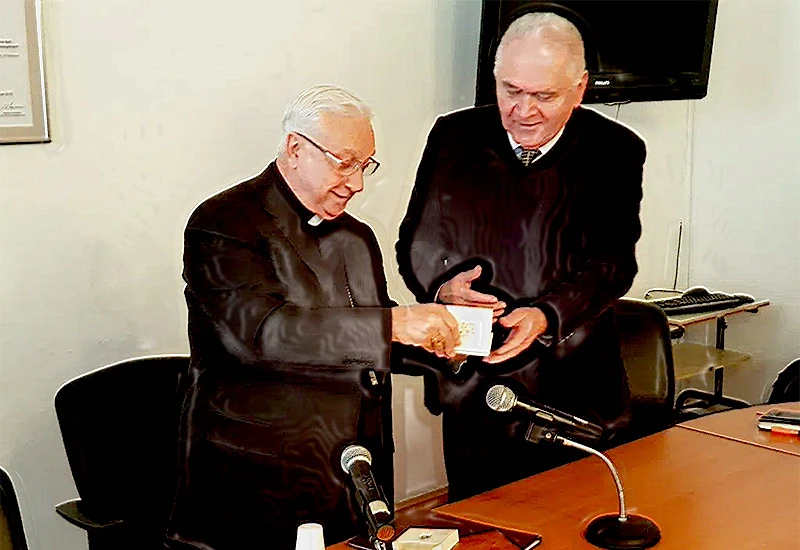 Đuturumi trče počasni krug