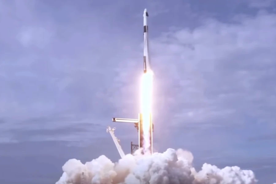 Uspješno katapultiran astronaut iz putničke svemirske kapsule