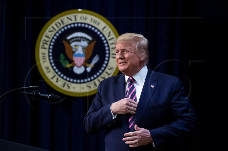 Trump poručio iranskom ajatolahu da pazi što priča