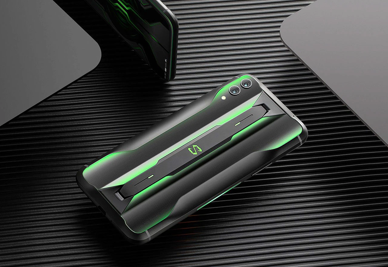 U pripremi novi Pocophone, ali i prvi telefon sa 16 GB RAM memorije