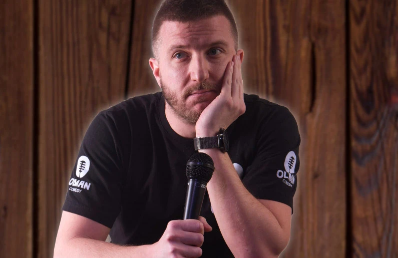 Večer Stand Up komedije: U Mostar dolazi Srđan Olman