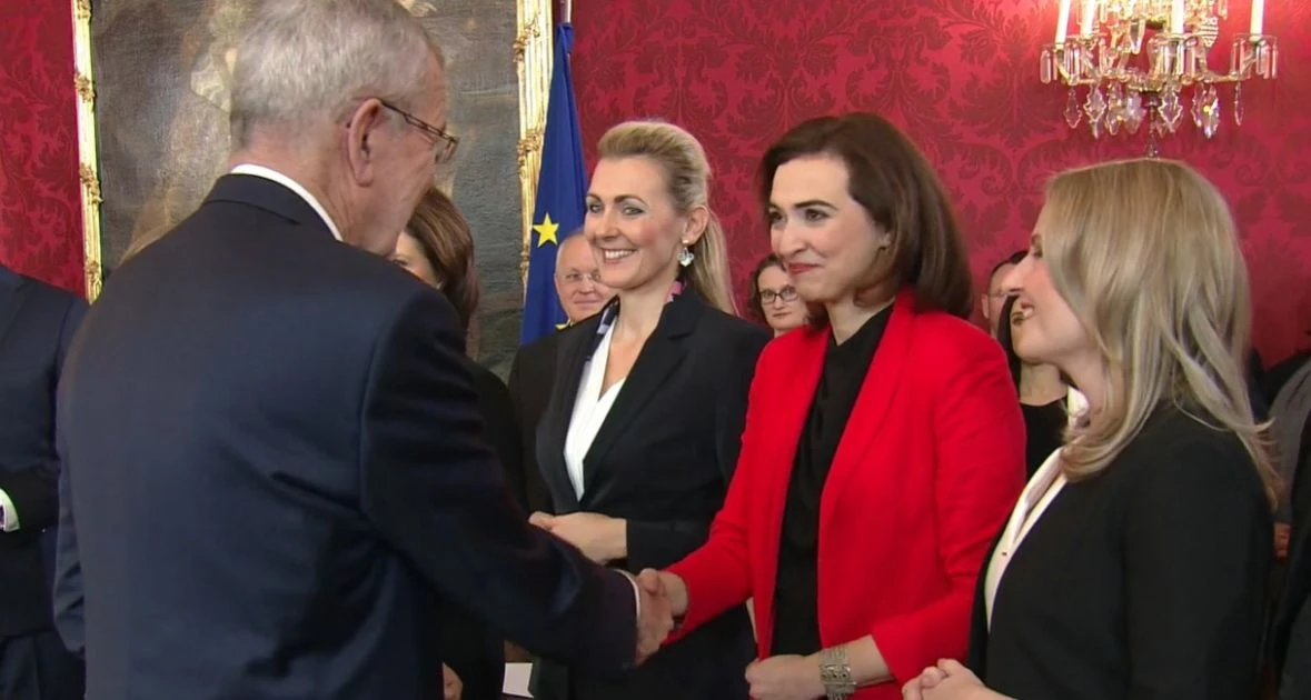 Na udaru desničara: Nova austrijska ministrica Zadić dobila stalnu policijsku zaštitu