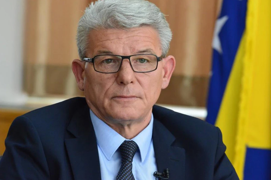 Džaferović Milanoviću: Početi raditi na popravljanju odnosa