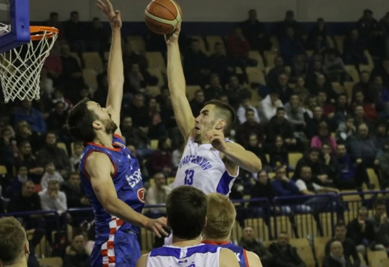 Široki srušio Spars za lidersku poziciju na ljestvici