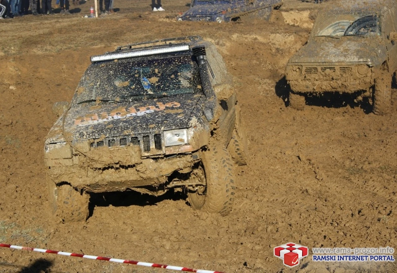 Na Ramskom jezeru održan off road susret