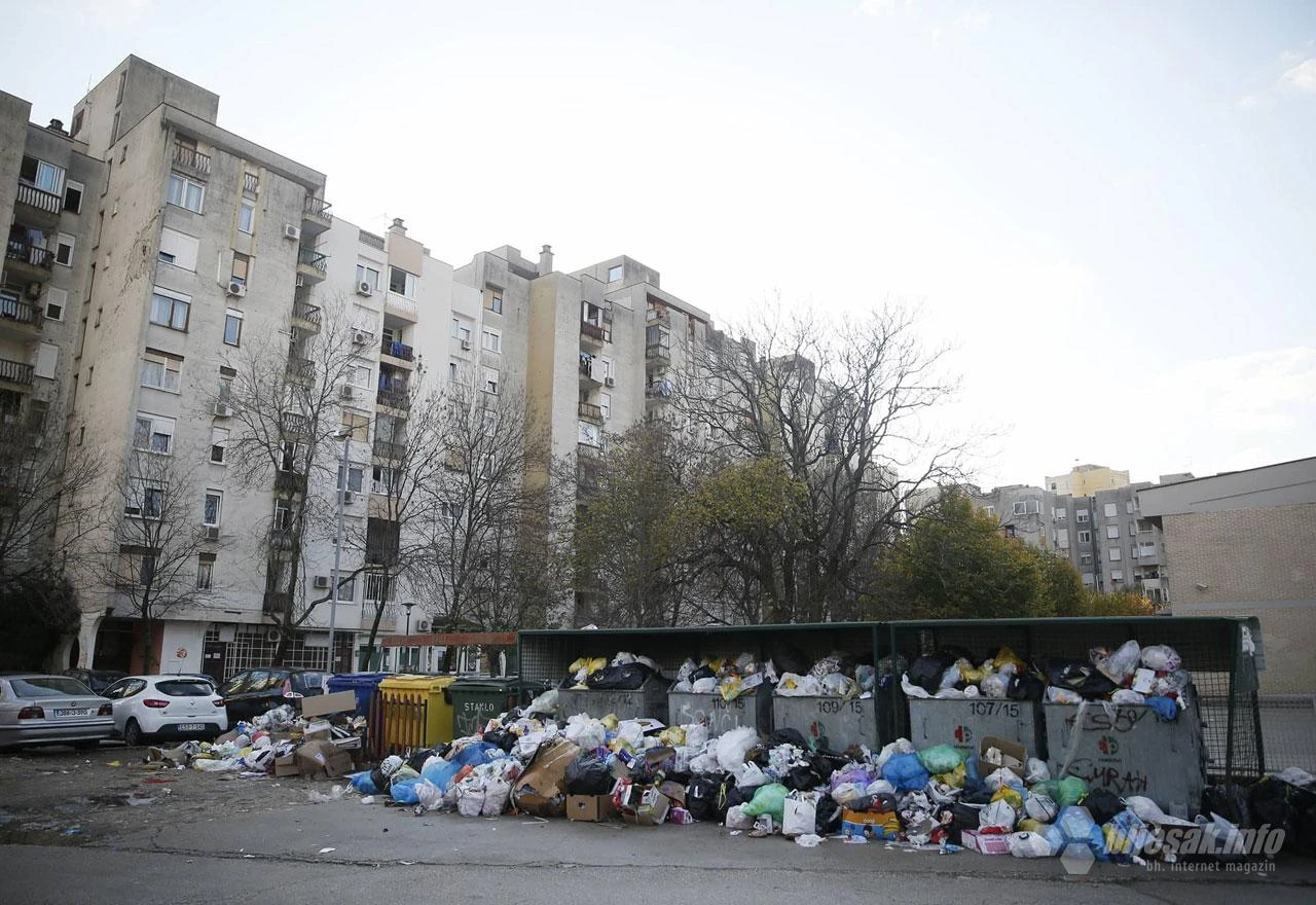 Grad Mostar u Novu godinu ulazi s novim kontejnerima