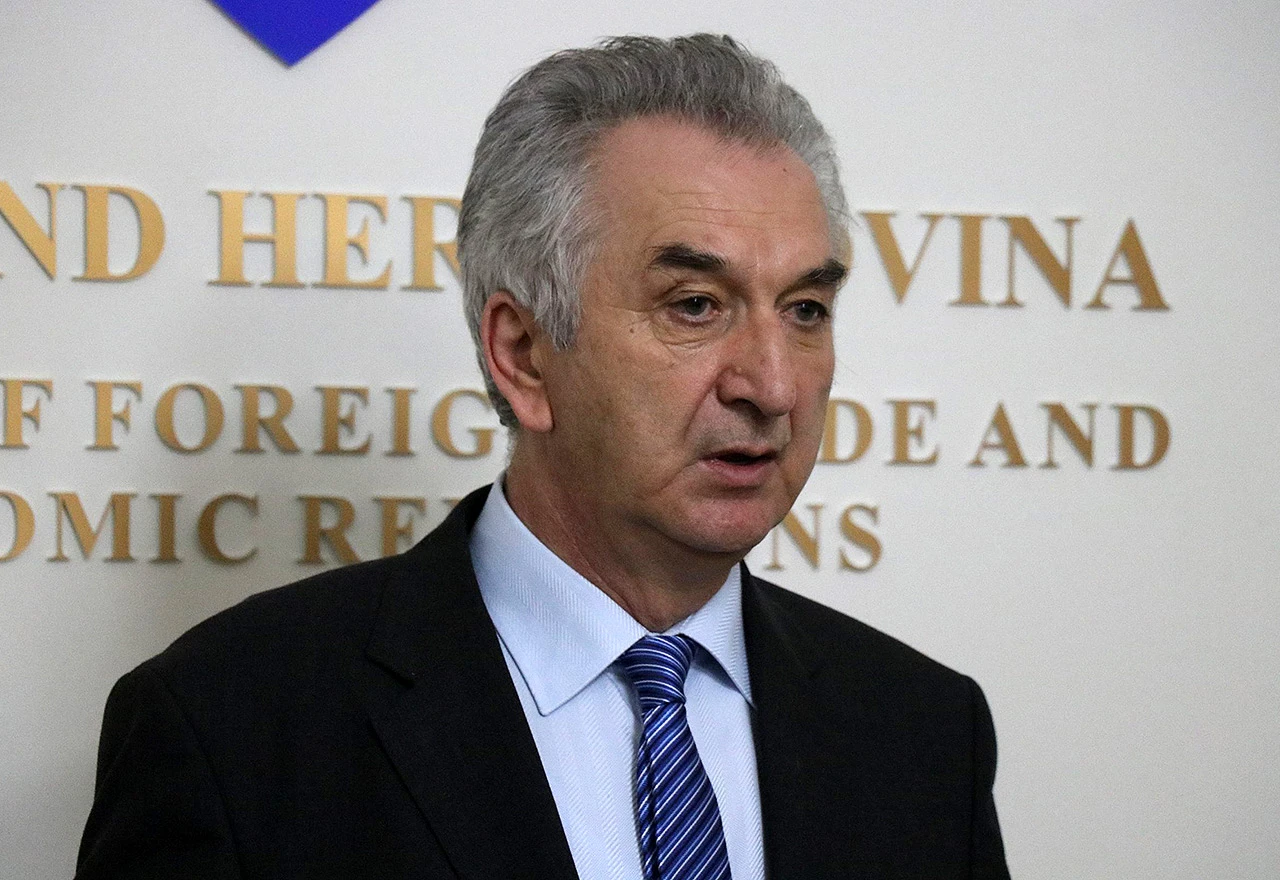 Šarović: Dodik pristao na izdaju jer mu je Amerika obećala ukidanje sankcija