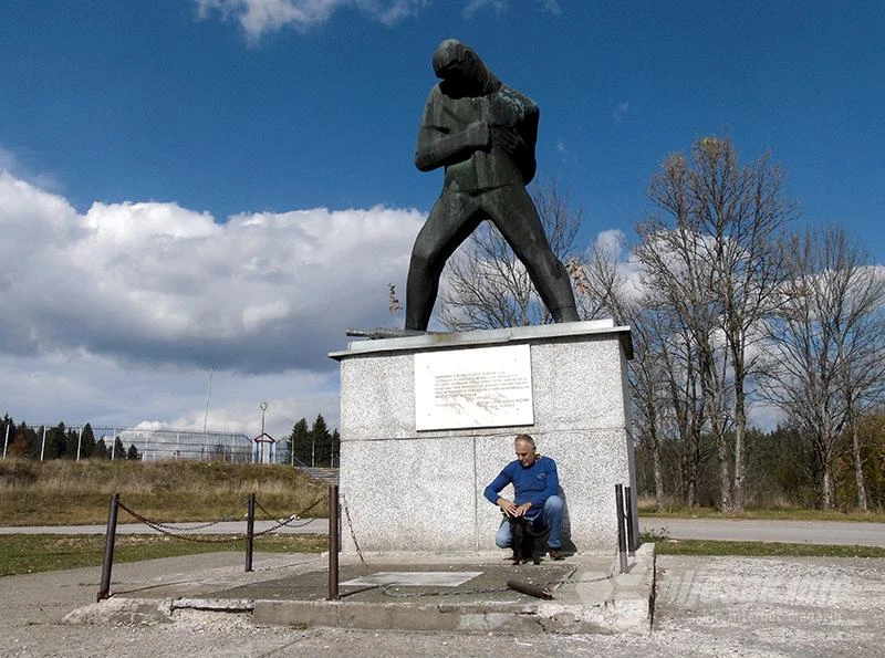 Han Pijesak: Žestoka borba za bolju prošlost