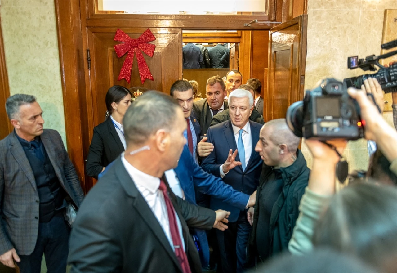 Uz nerede u parlamentu usvojen sporni Zakon o slobodi vjeroispovijesti