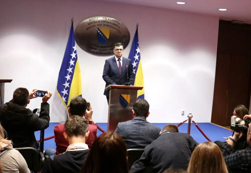 Prvi korak Zorana Tegeltije