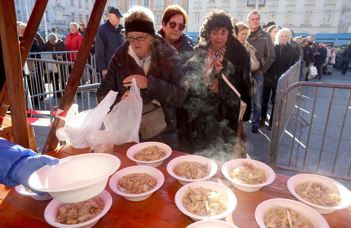 Podijeljeno 10.000 porcija besplatnog bakalara