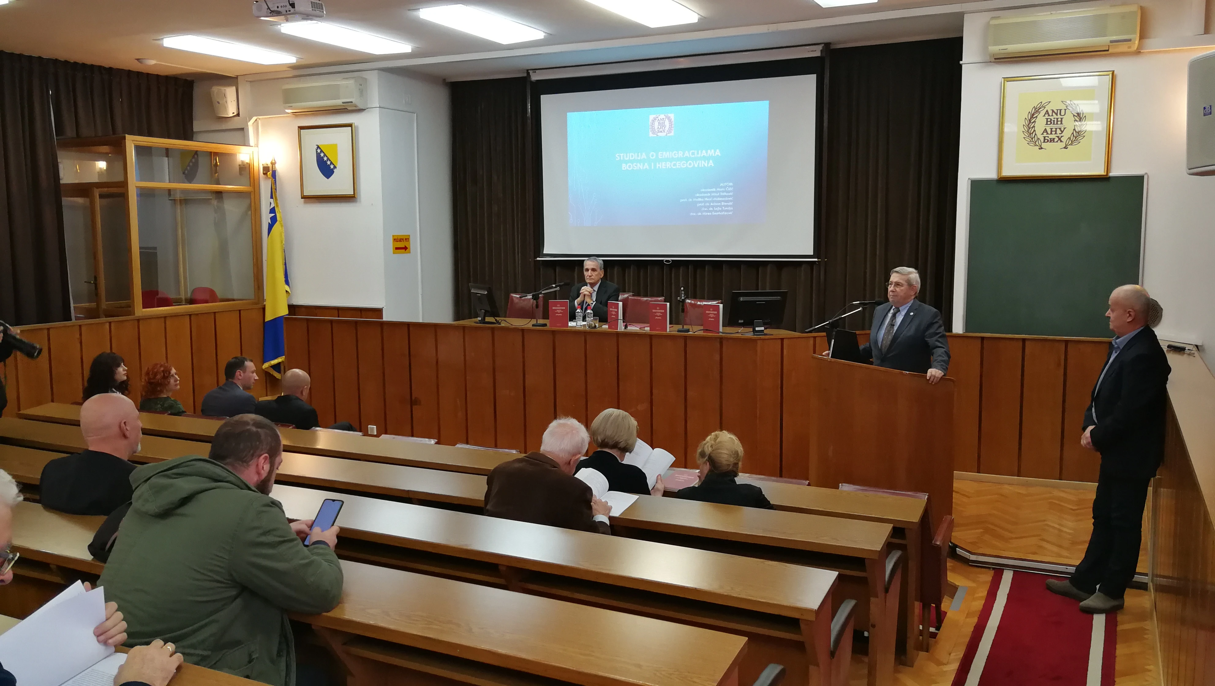 U posljednjih deset godina 200.000 ljudi napustilo BiH