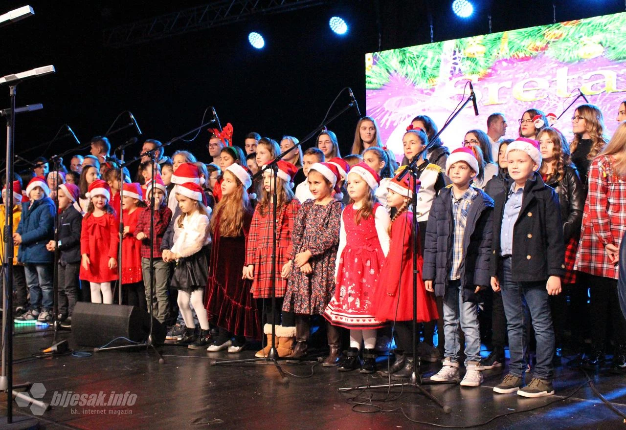 Čapljina: Održan spektakularan koncert svih KUD-ova povodom Božića