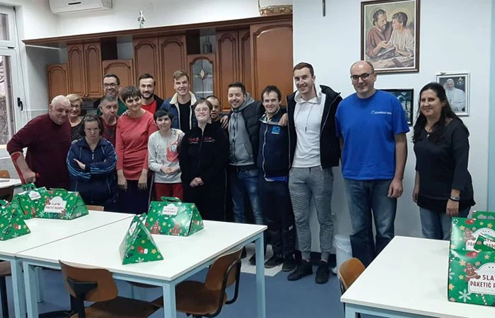 Mostar: Studenti darivali štičenike Caritasa i Nazareta