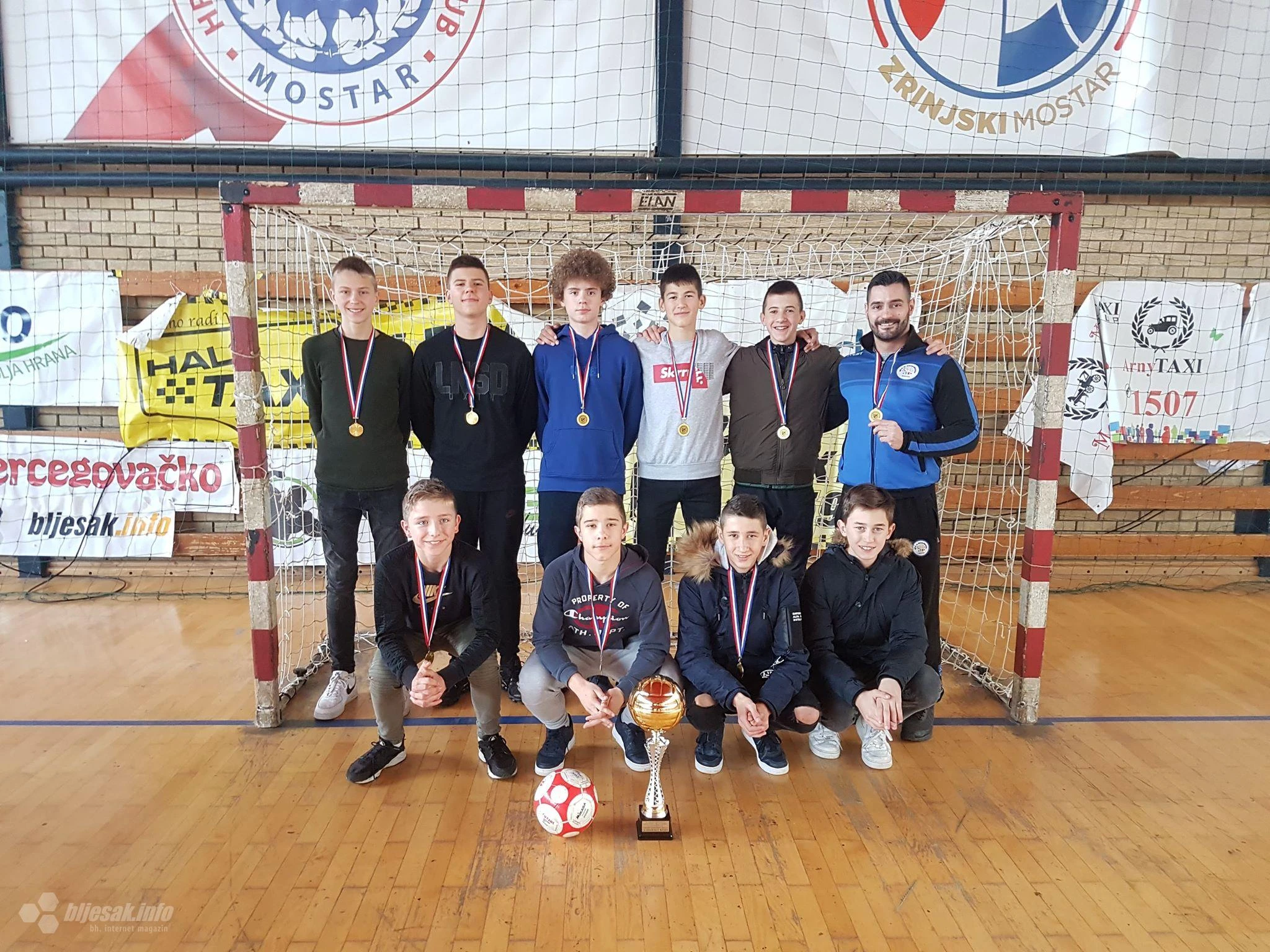 'Osma osnovna' najbolja na Božićnom turniru u malom nogometu ''Hvidra Mostar 2019''