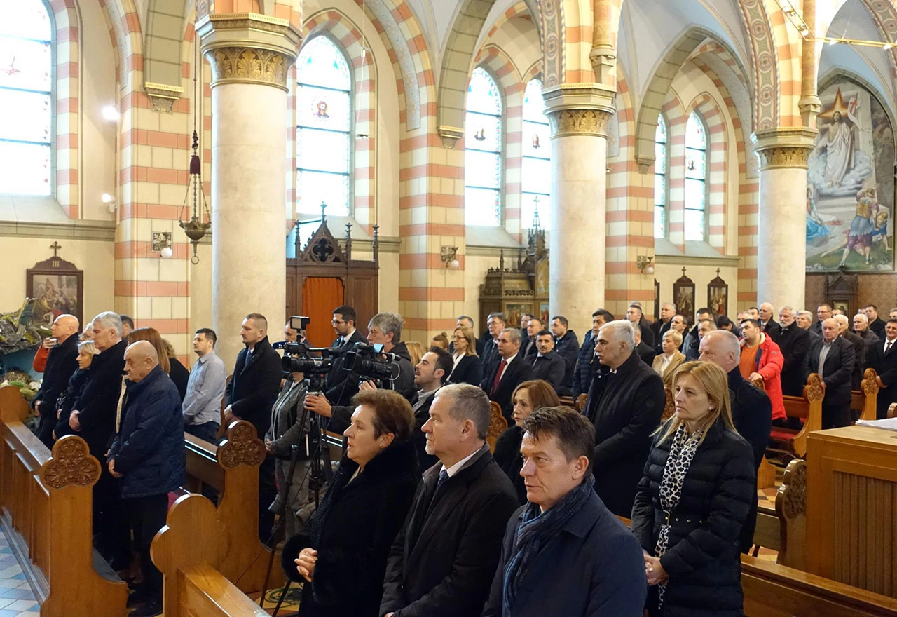Bože, pomozi: Produhovili se hrvatski političari 