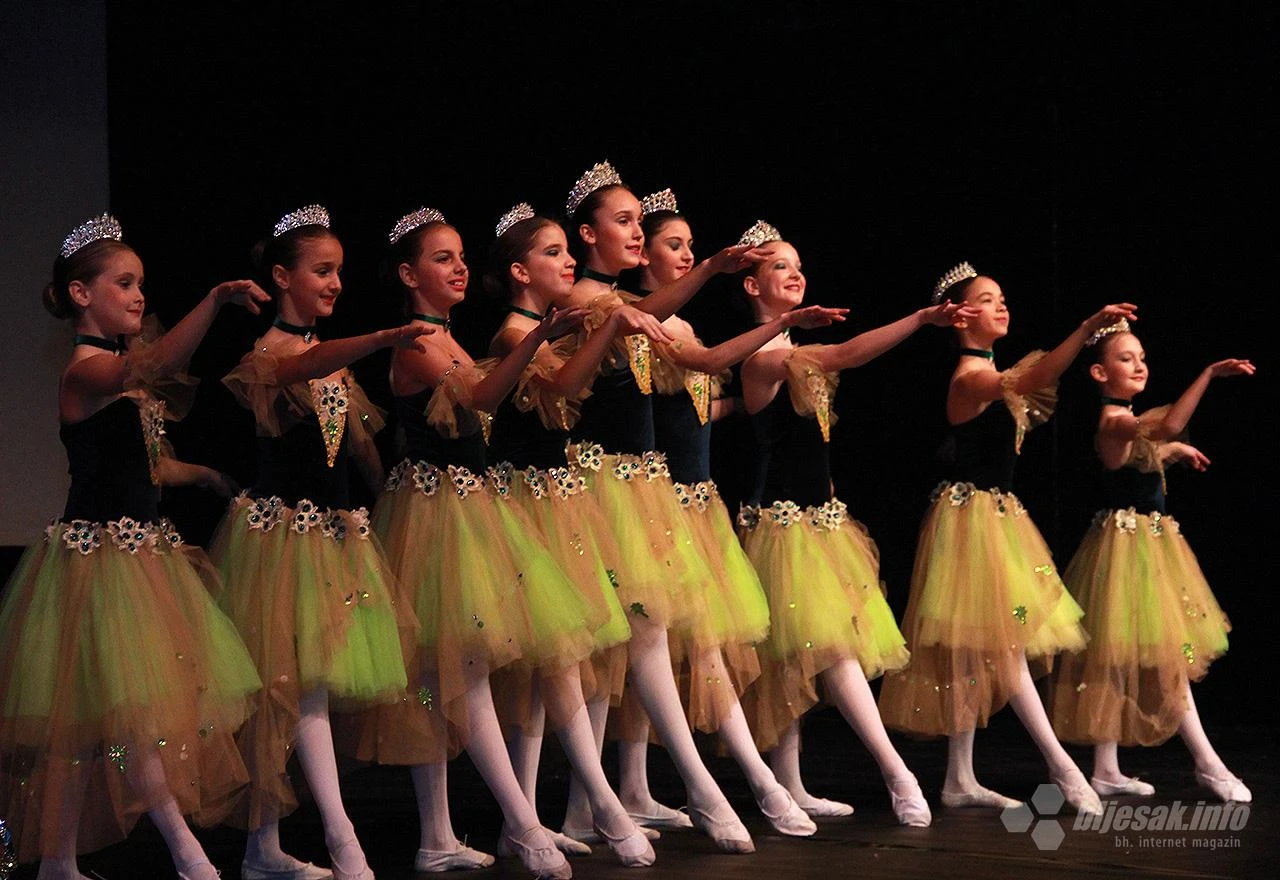 Šaroliki godišnji koncert balerina Baleta Arabesque