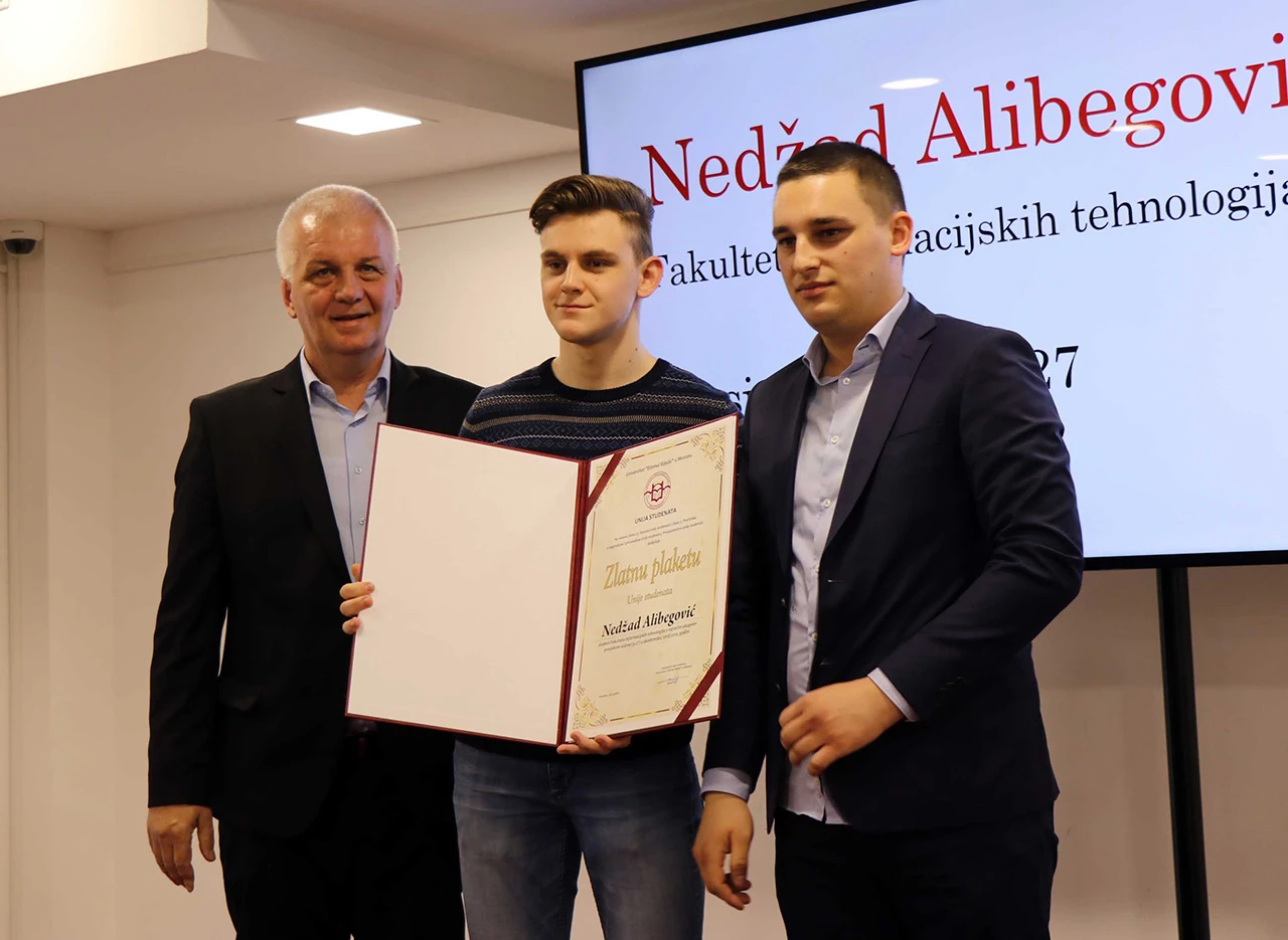 Nagrađeni najbolji studenti Univerziteta 'Džemal Bijedić'