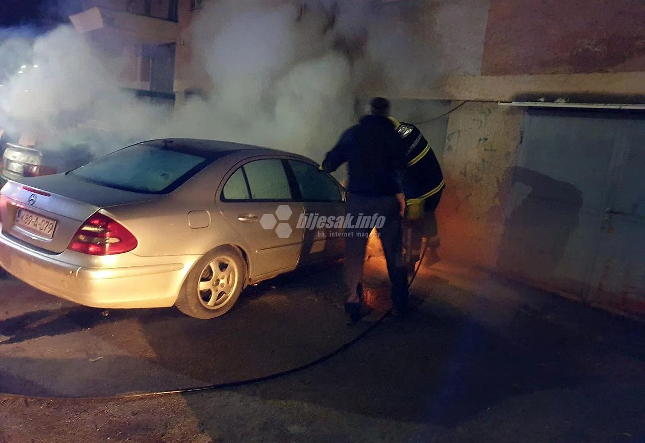 Čapljina: Usred noći planuo Mercedes