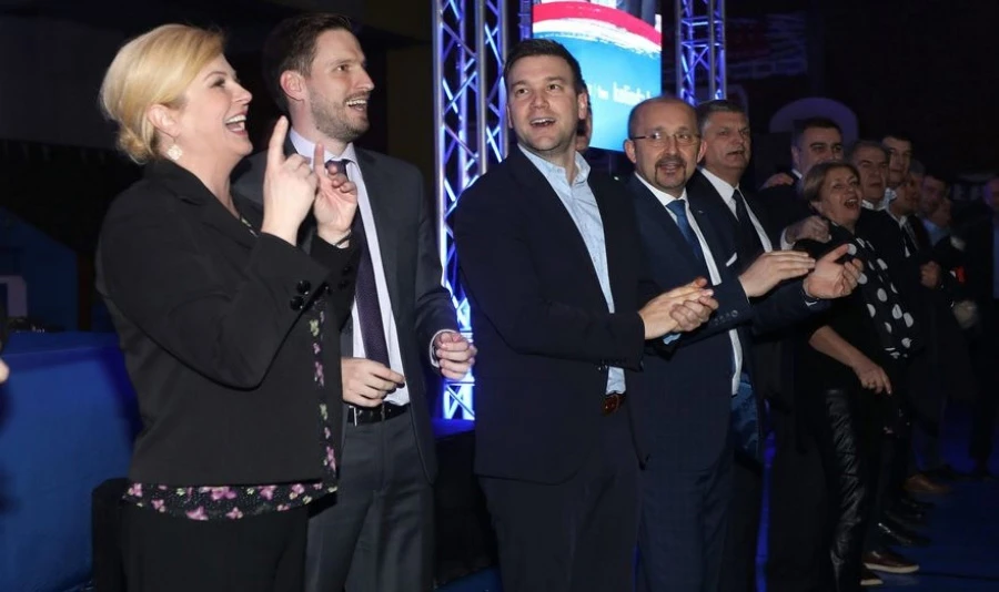 Kolinda obećala: Hrvati će raditi preko Interneta za plaću od 8.000 dolara