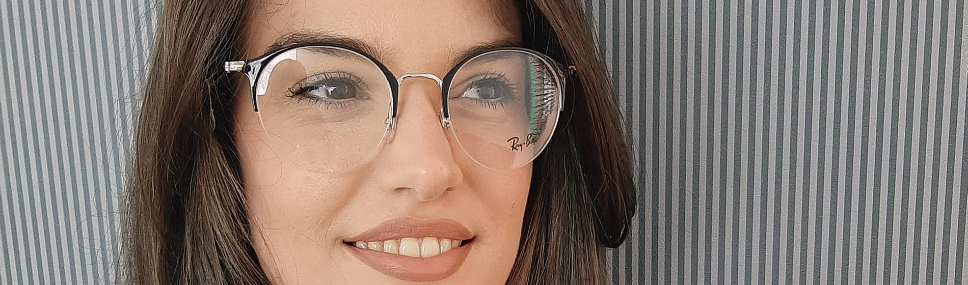 Blagdani dolaze, a s njima pokloni i sniženja u optici Tomić!