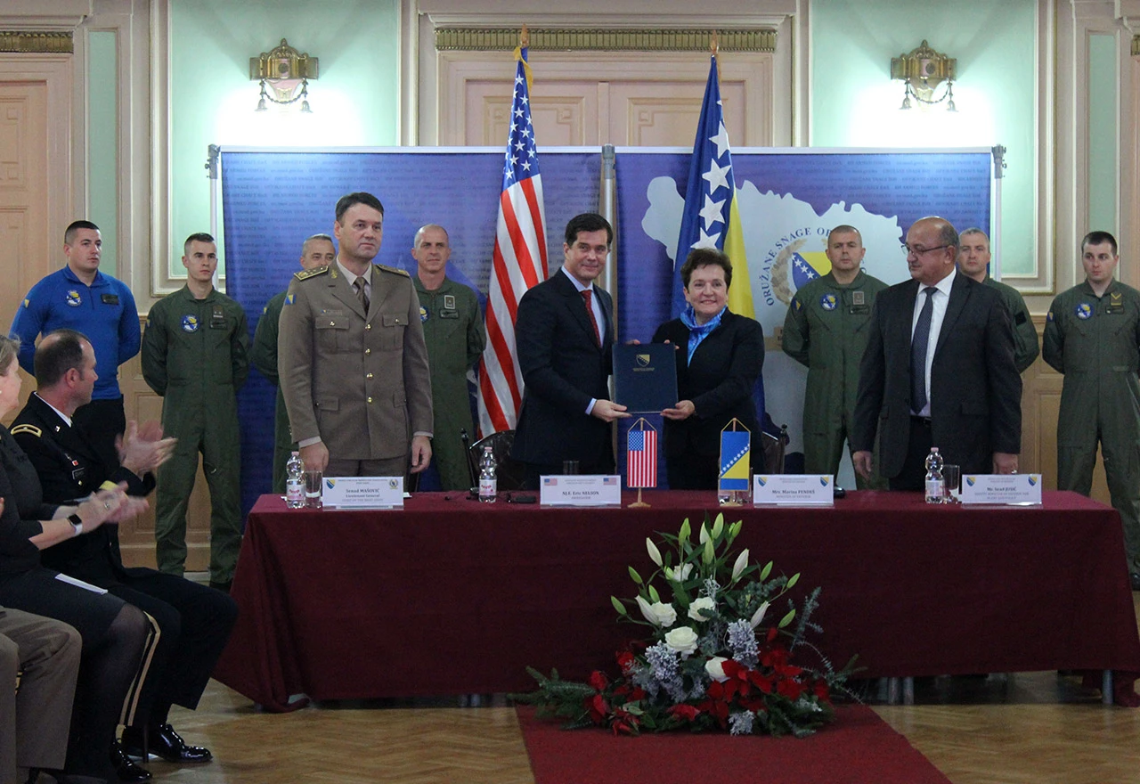 Ugovor potpisan: BiH nabavlja četiri nova helikoptera Huey II