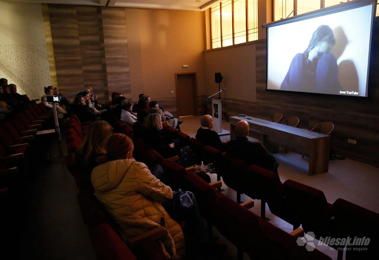 Tribina i film  'Imamo pravo' u Mostaru