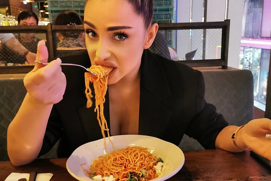 Maya Berović u modricama