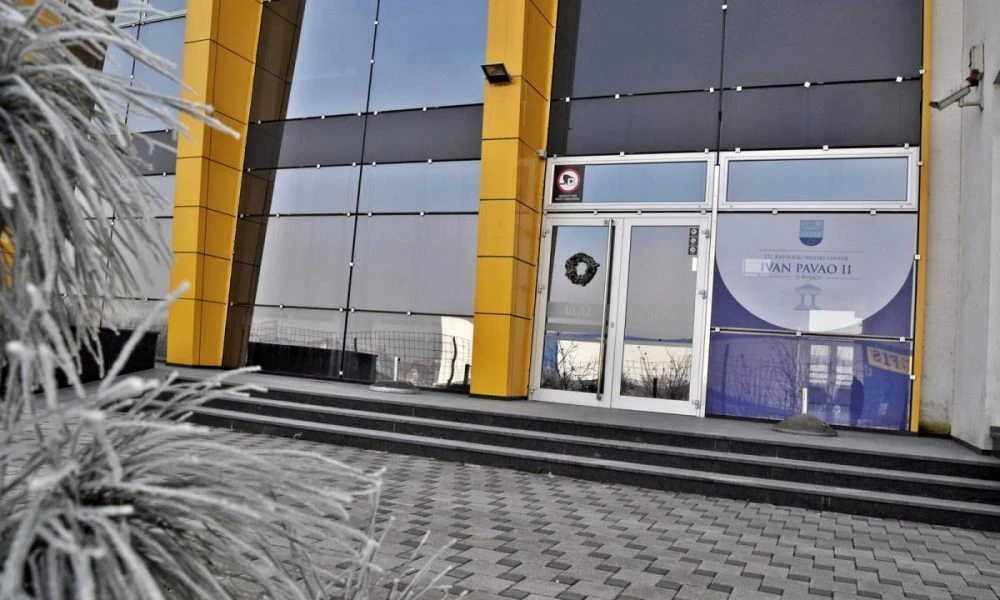 Demokratska fronta za opstojnost Katoličkog školskog centra