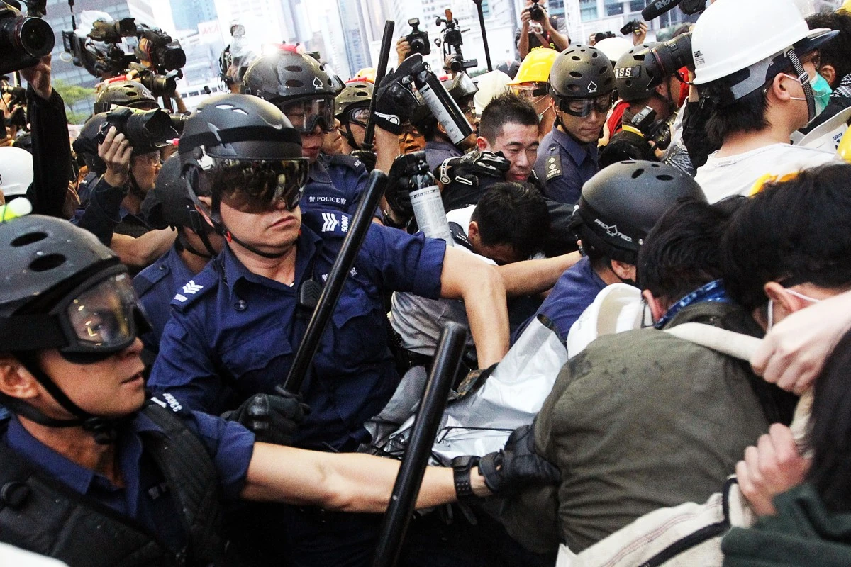 Policija u Hong Kongu uhitila preko 6.000 osoba