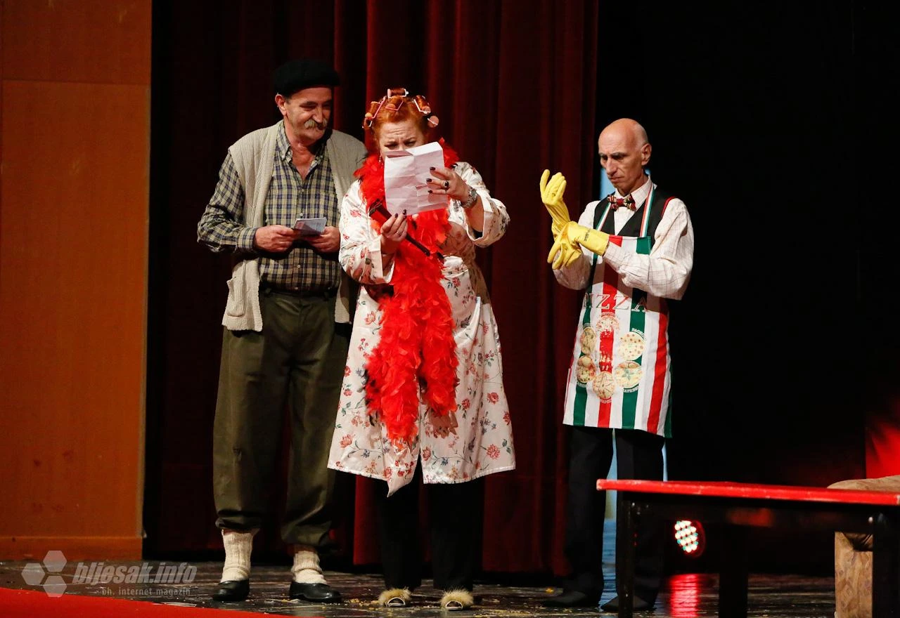 Bolest glumca otkazala predstavu ''Bosanski lonac''
