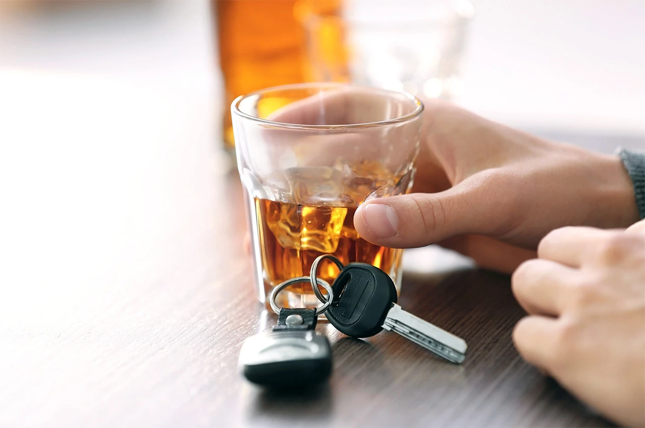 Čak i umjereno roditeljsko konzumiranje alkohola utječe na djecu