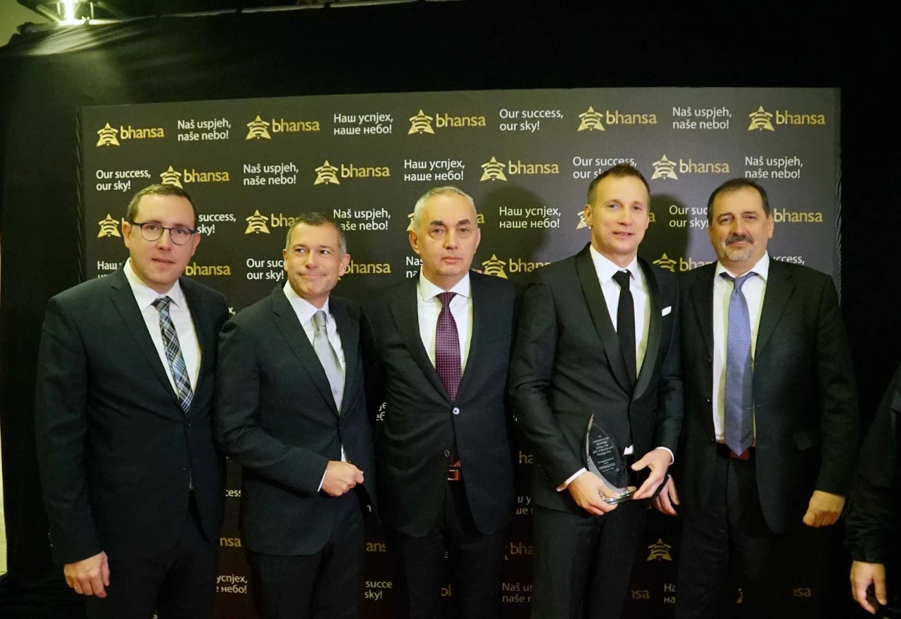 Vatromet i zabava u Ljetnikovcu povodom preuzimanja domaćeg neba